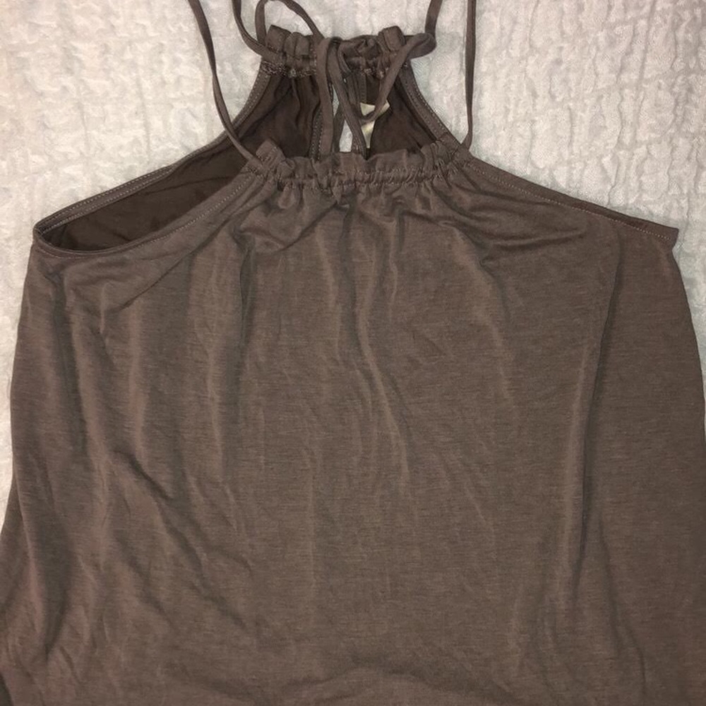 spaghetti strap